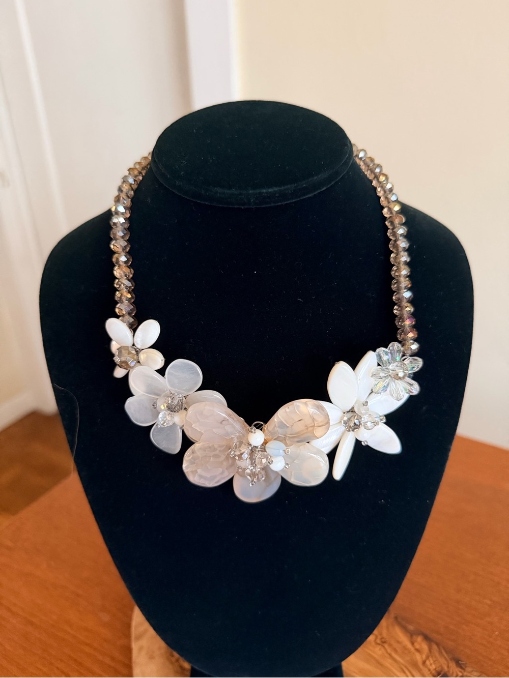 Handmade White Floral Statement Necklace - Women Jewelry